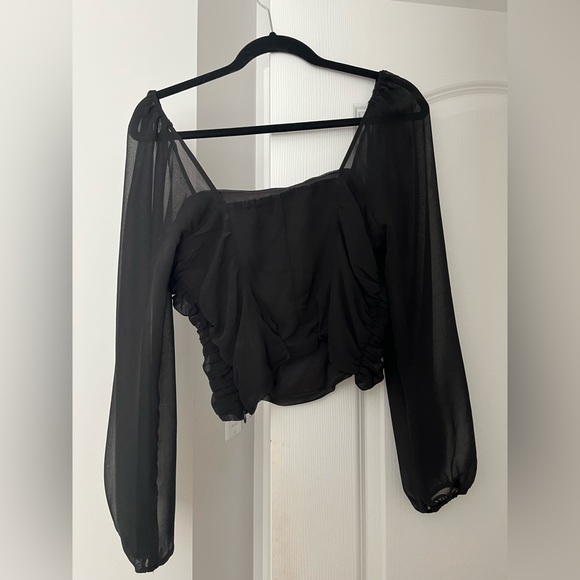 Dynamite black ruched crop top - Picture 3 of 5
